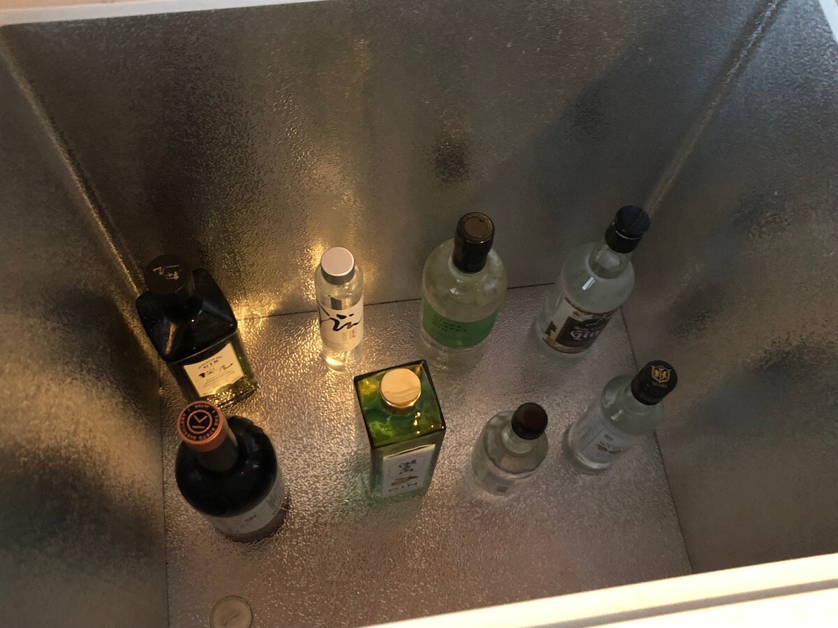 冷凍庫に入れたジンの写真２